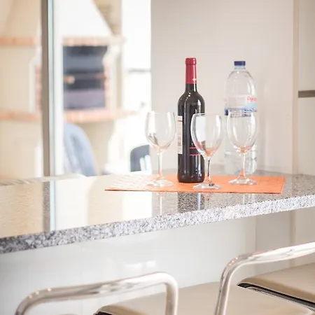 Apartment Capa House *